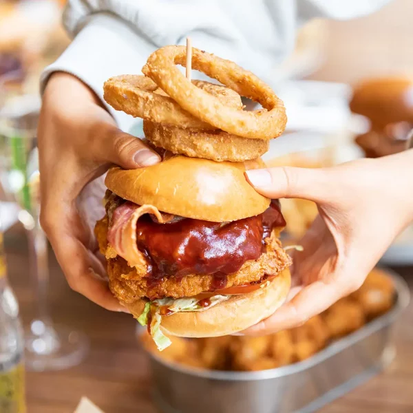 210417_holidayinncitycentre_terrace_055