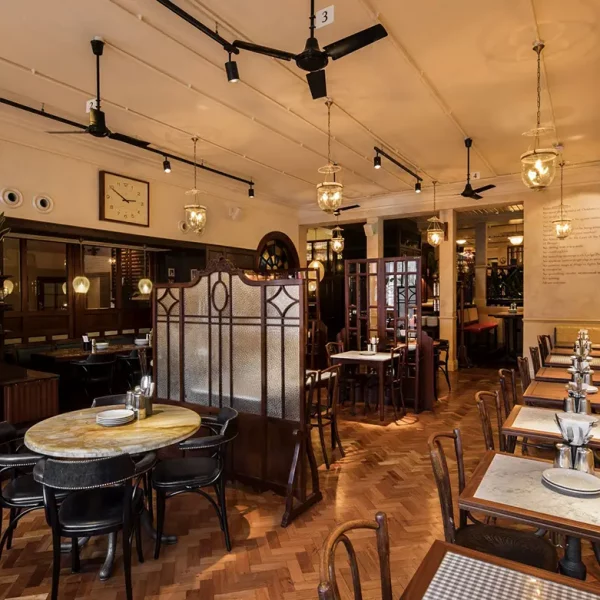 Dishoom family room (002)
